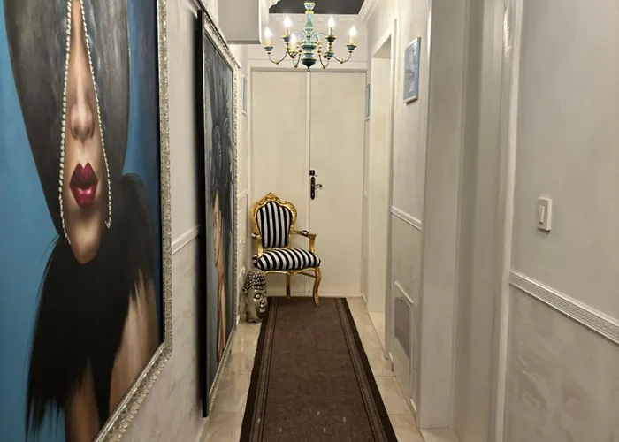 La Dolce Vita Apartments In The City Center With Private Parking