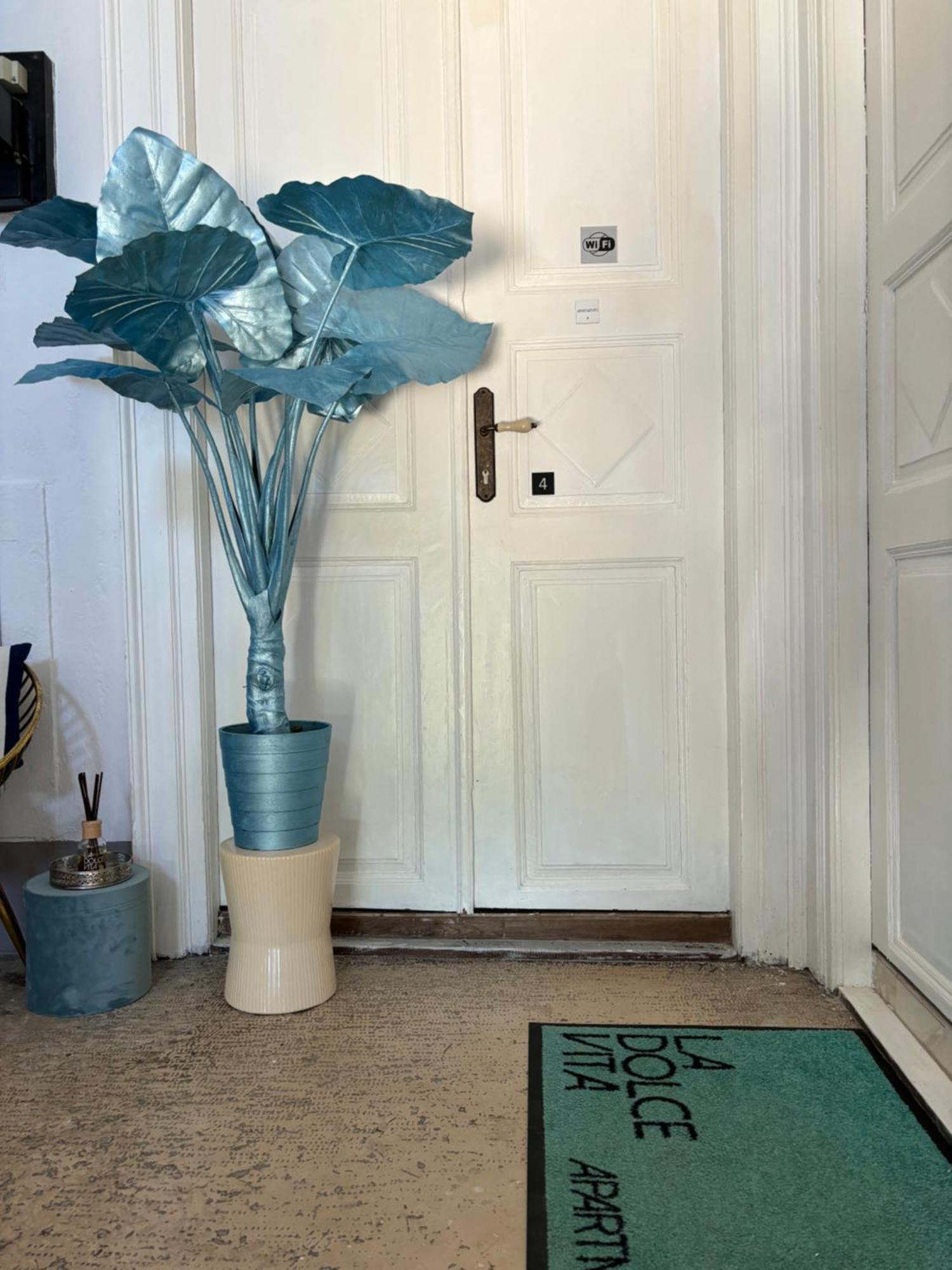 Apartament La Dolce In The Center With Private Parking