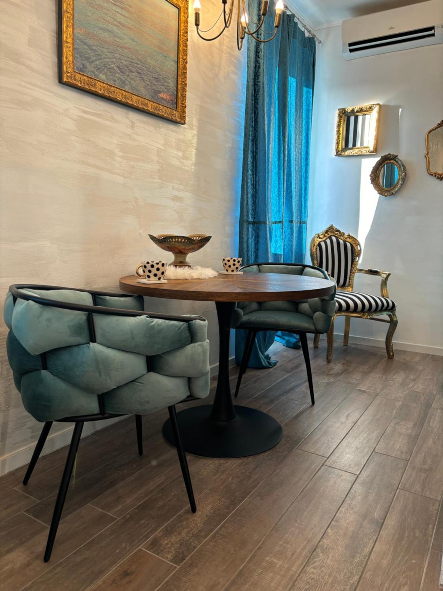 Apartment La Dolce In The Center With Private Parking Pula